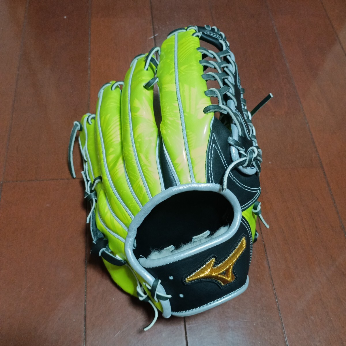 ミズノプロ　セレクションモデル　軟式外野手用　オールスター