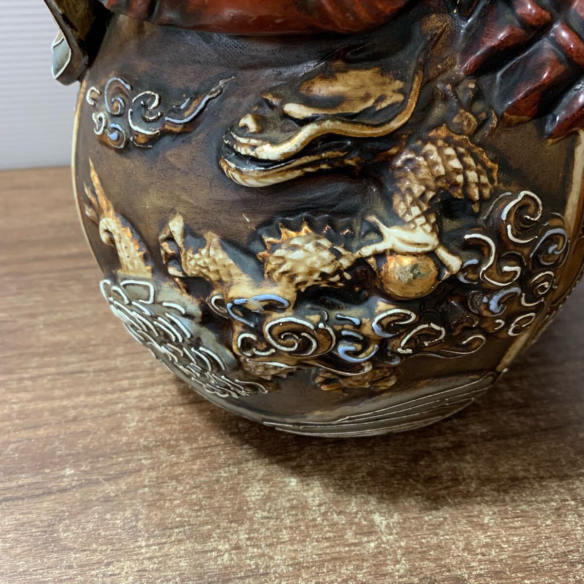 九谷焼 須栄義 玉乗り獅子 色絵 置物 魔除け 赤色 骨董品 古美術 九谷焼 須栄義 玉乗り獅子 色絵 置物 魔除け 赤色 骨董品 古美術
