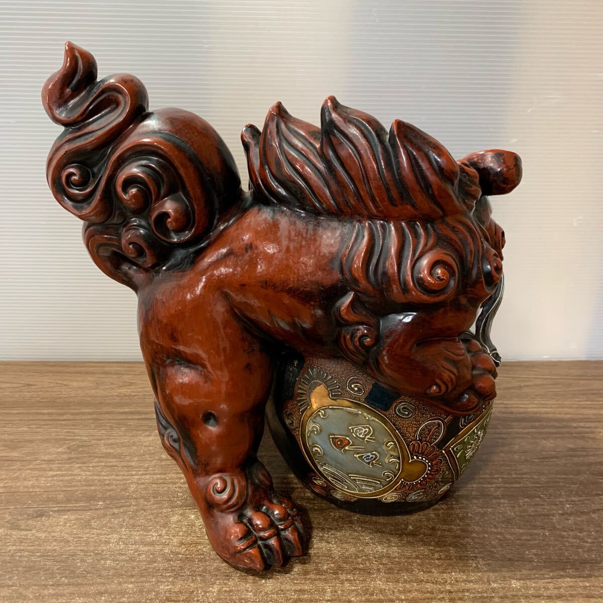九谷焼 須栄義 玉乗り獅子 色絵 置物 魔除け 赤色 骨董品 古美術 九谷焼 須栄義 玉乗り獅子 色絵 置物 魔除け 赤色 骨董品 古美術