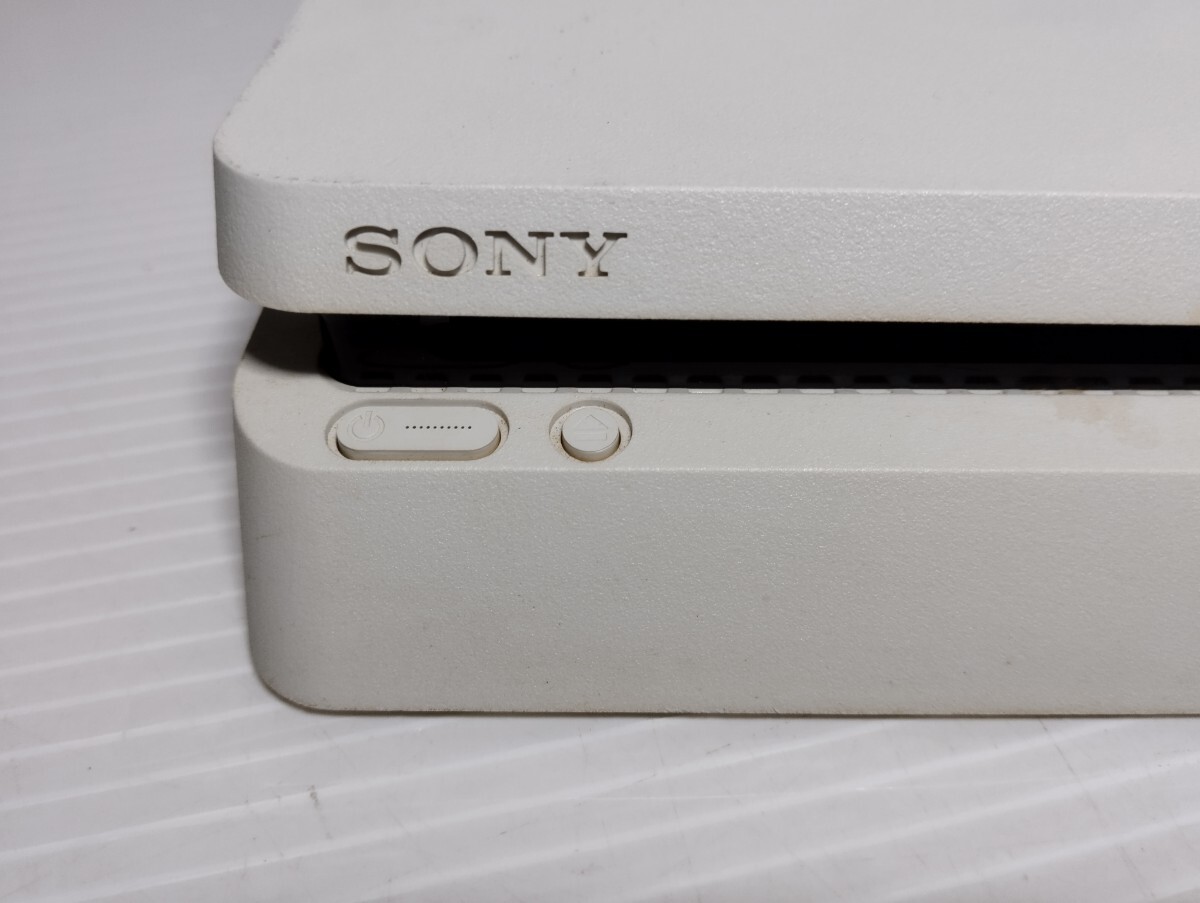 GH-002 1円スタート PS4 CUH-2000A 初期化済み PlayStation4 GH-002 1円スタート PS4 CUH-2000A 初期化済み PlayStation4