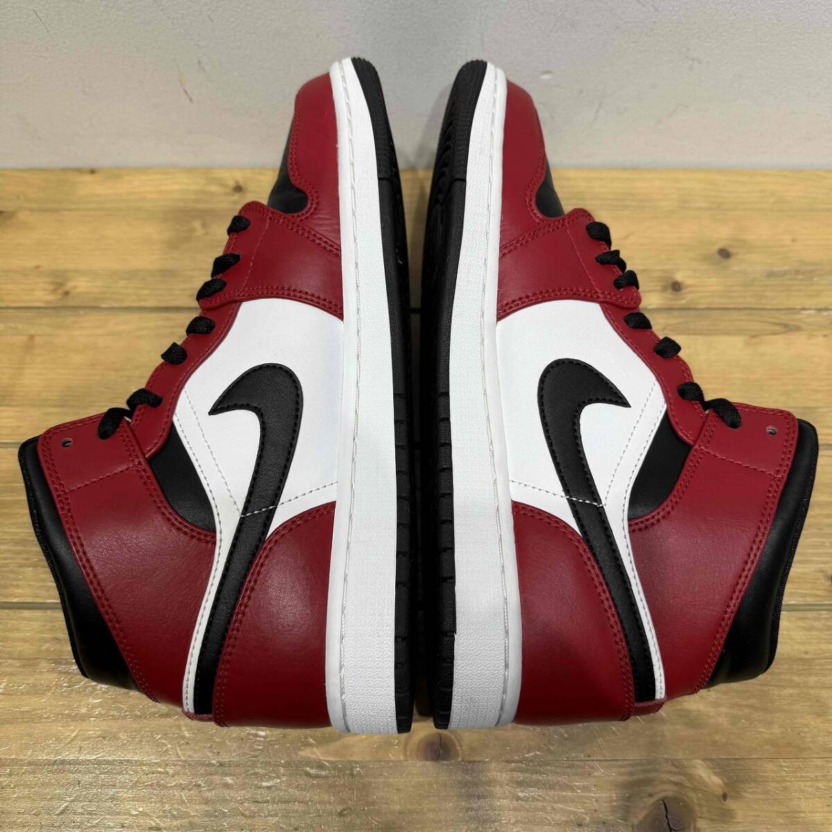 NIKE 2020 AIR JORDAN 1 MID CHICAGO BLACK TOE 26.5cm 554724-069 ナイキ エアジョーダン1 ミッド シカゴ ブラック 