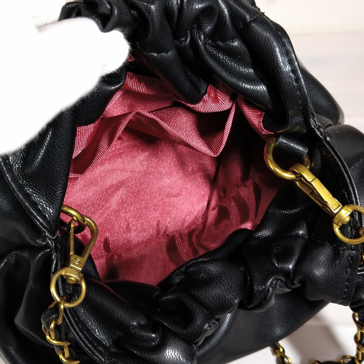 シャネル 会員ギフト ミニハンド 美品 VIP限定 チェーン シャネル 会員ギフト ミニハンド 美品 VIP限定 チェーン