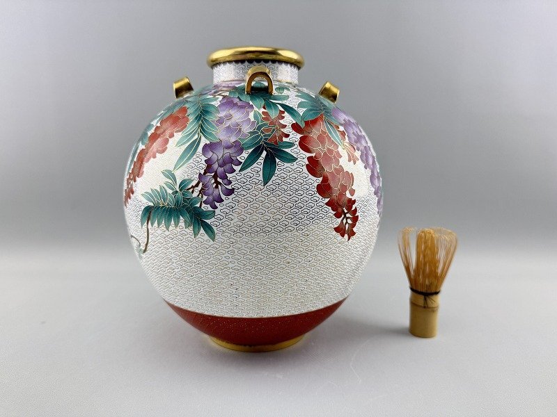 25040912七宝焼 壷 北京景泰藍款 金糸象嵌 藤花草文細工彫絵 胴 25040912七宝焼 壷 北京景泰藍款 金糸象嵌 藤花草文細工彫絵 胴