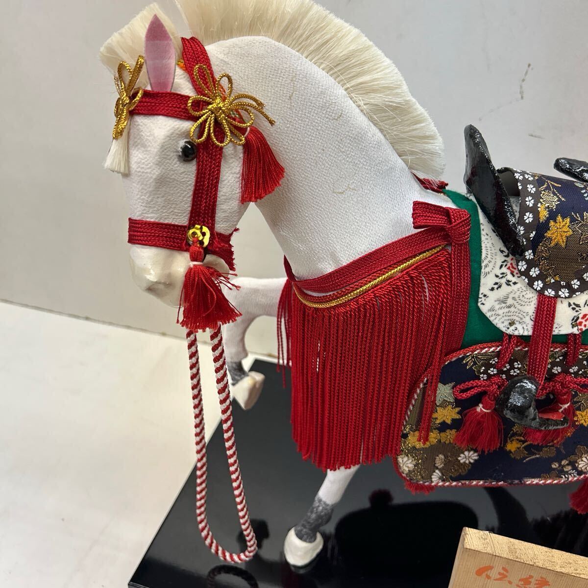 ヤ120】 御飾馬 飾り馬 白馬 置物 五月人形 端午の節句 こどもの ヤ120】 御飾馬 飾り馬 白馬 置物 五月人形 端午の節句 こどもの