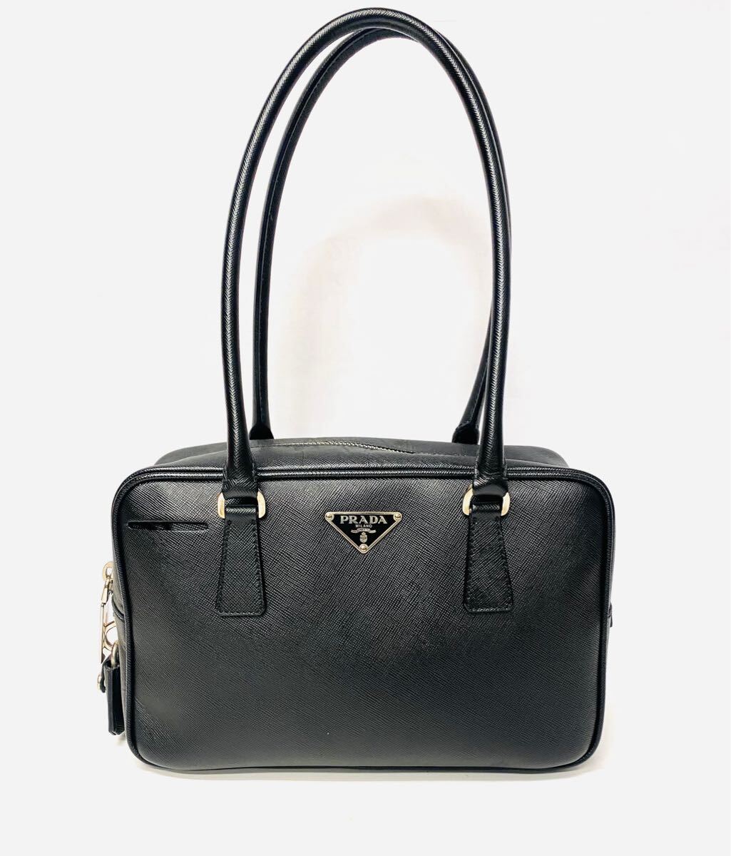 美品 PRADA プラダ ミニボストン サフィアーノ 肩掛け 三角ロゴ 美品 PRADA プラダ ミニボストン サフィアーノ 肩掛け 三角ロゴ