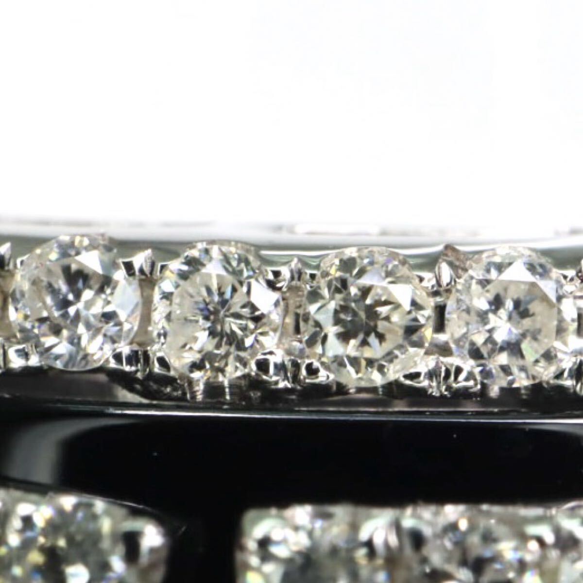 ダイヤ入り オニキス リング 脇石ダイヤモンド 0.90ct(Total) 18