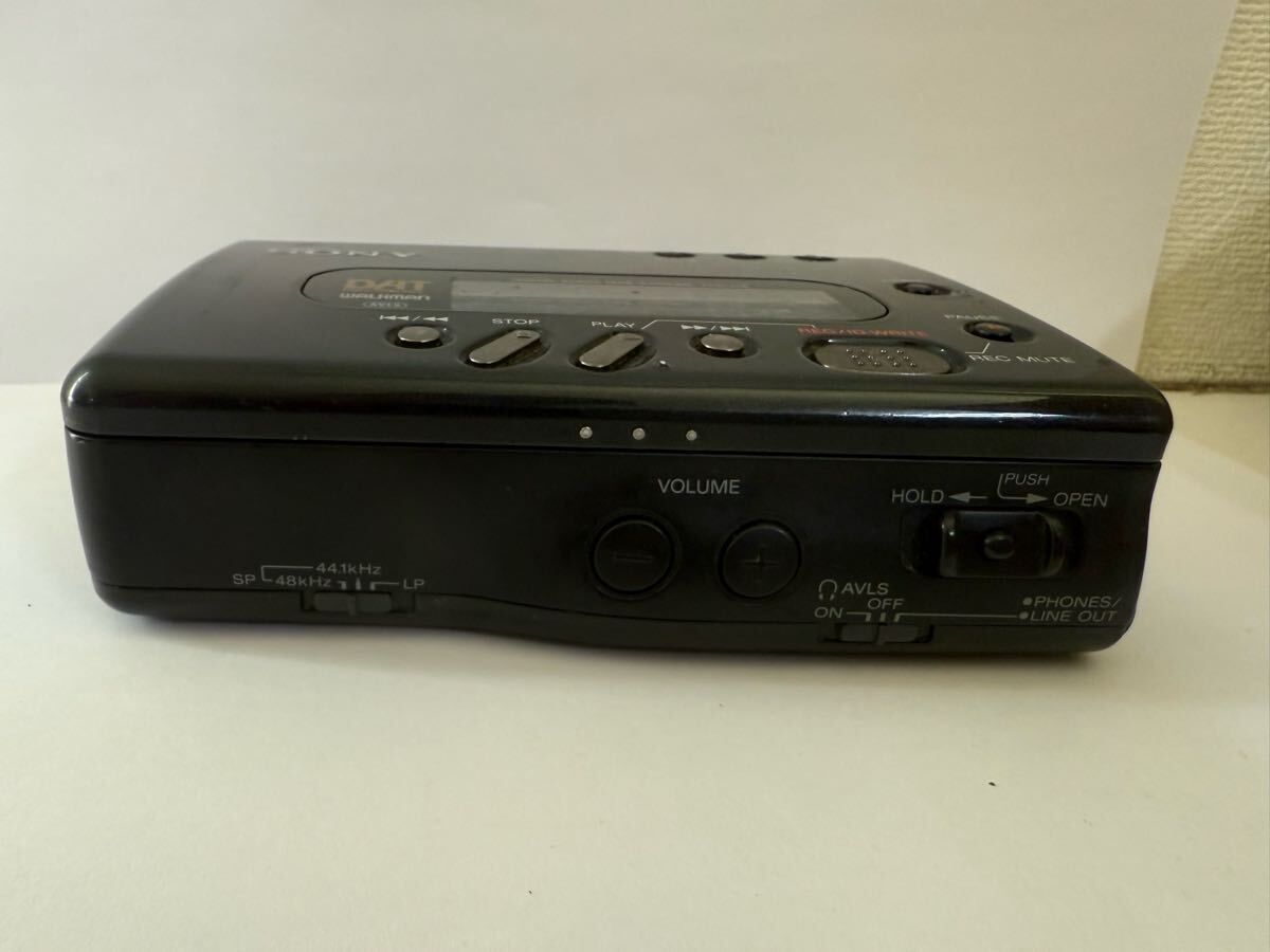 SONY TCD-D8 ソニー DAT ウォークマン WALKMAN デジタル SONY TCD-D8 ソニー DAT ウォークマン WALKMAN デジタル