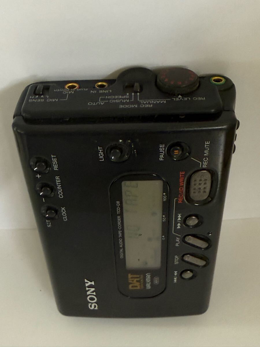 SONY TCD-D8 ソニー DAT ウォークマン WALKMAN デジタル SONY TCD-D8 ソニー DAT ウォークマン WALKMAN デジタル
