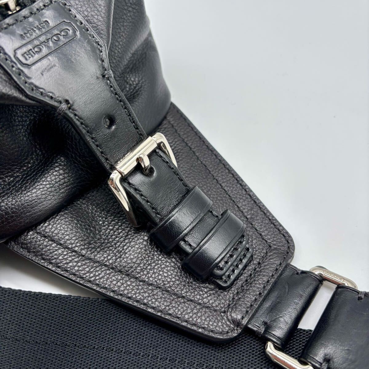美品 COACH コーチ トンプソン ボディバッグ ビジネスバッグ 美品 COACH コーチ トンプソン ボディバッグ ビジネスバッグ