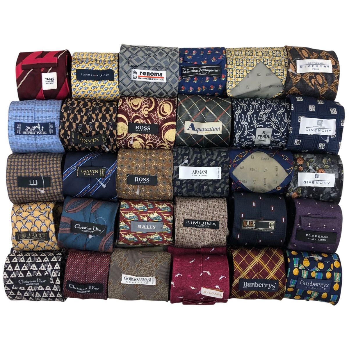 D16 ネクタイ 30点 まとめ売り 卸売 HERMES エルメス GUCCI D16 ネクタイ 30点 まとめ売り 卸売 HERMES エルメス GUCCI