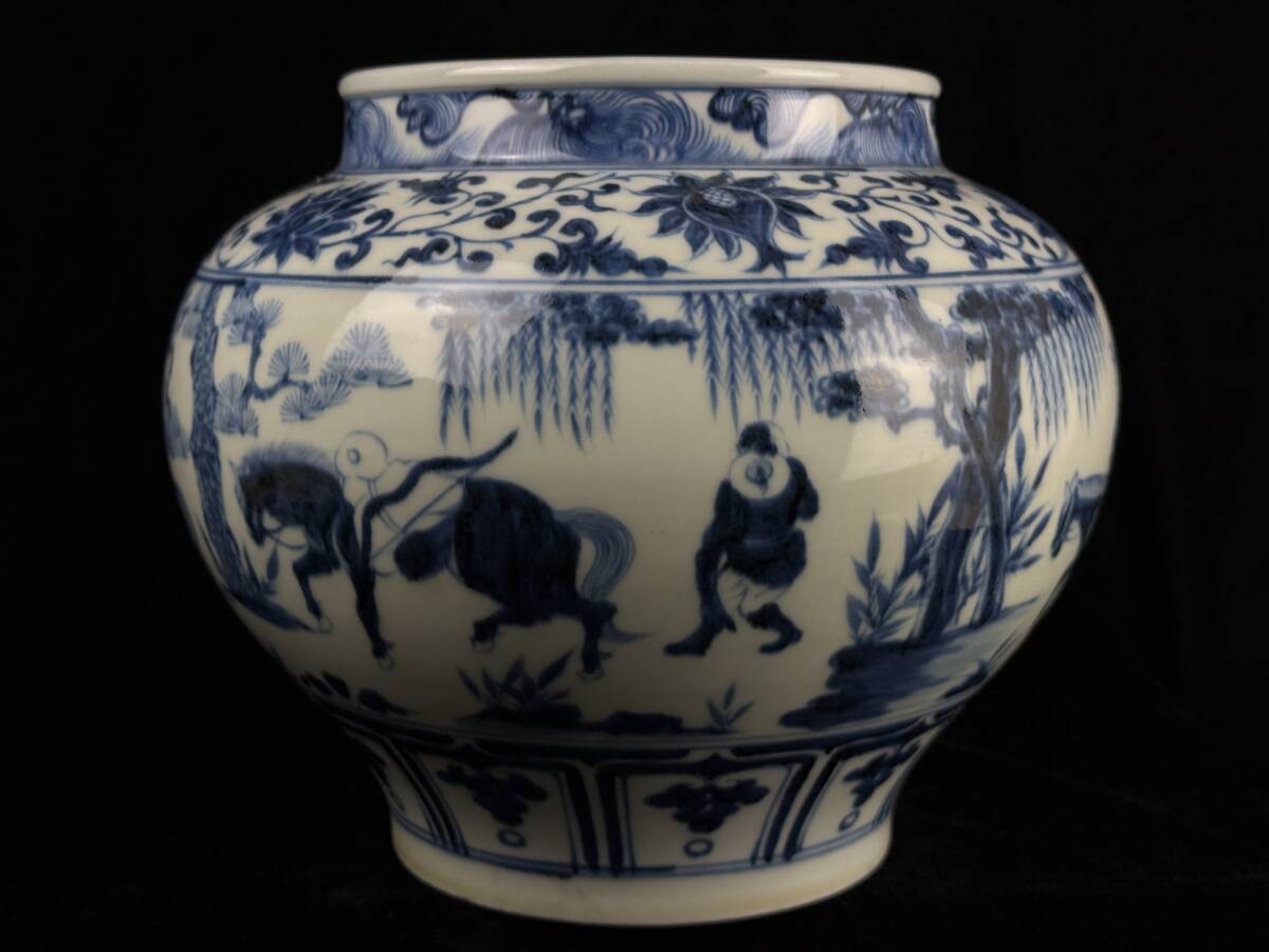 中国美術 染付壺 蓮花草紋 山嶺賢人図 高さ19.9cm[検索/大清 中国美術 染付壺 蓮花草紋 山嶺賢人図 高さ19.9cm[検索/大清