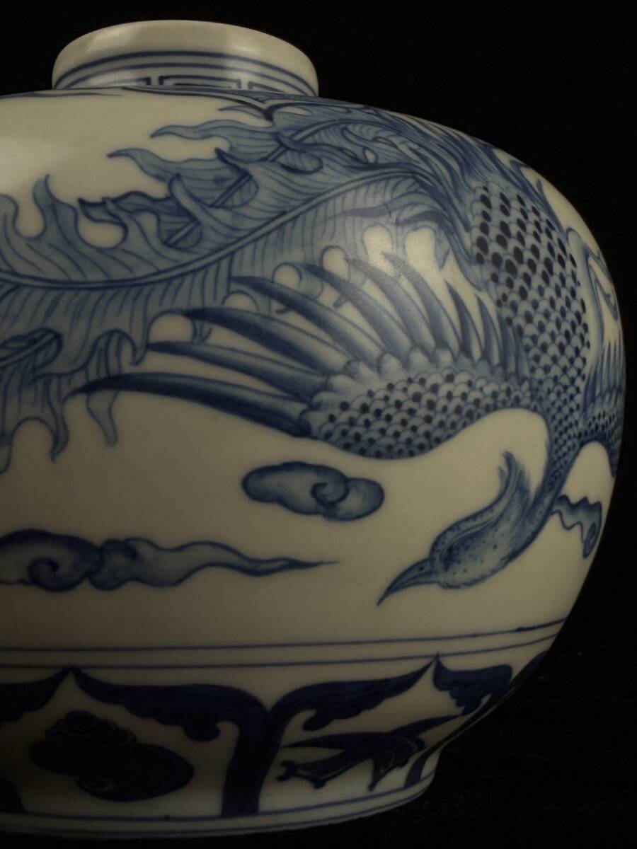 中国美術 染付壺 雷紋青海波 鳳凰飛翔図 高さ14.3cm[検索/大清 中国美術 染付壺 雷紋青海波 鳳凰飛翔図 高さ14.3cm[検索/大清