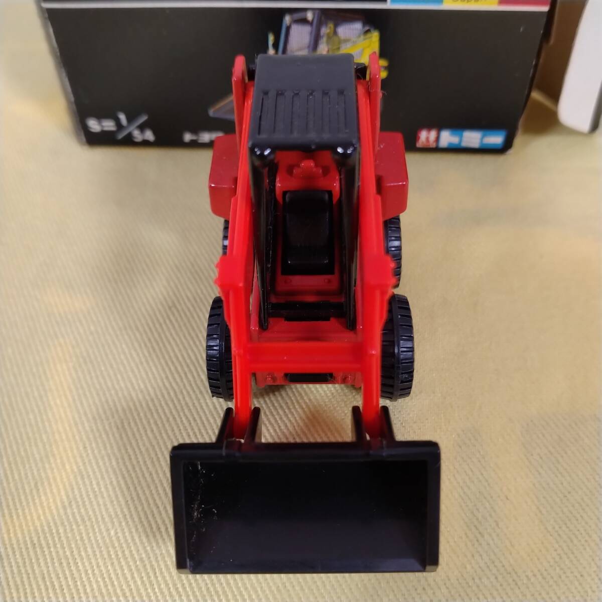 トミカ No.37 トヨタ ジョブサン SDK8 黒箱 日本製 (廃番品 トミカ No.37 トヨタ ジョブサン SDK8 黒箱 日本製 (廃番品
