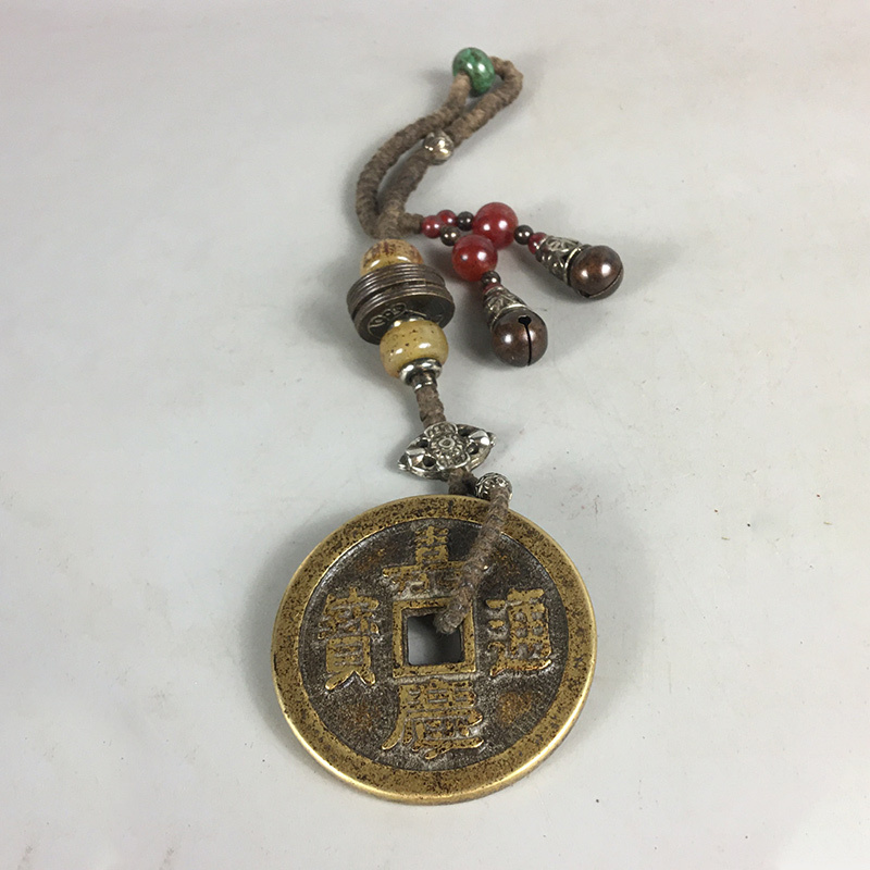 驚きの値段で 4~QN0493 中国骨董品 人間国宝 銅制 極細工『嘉慶通宝銅銭の飾り その他