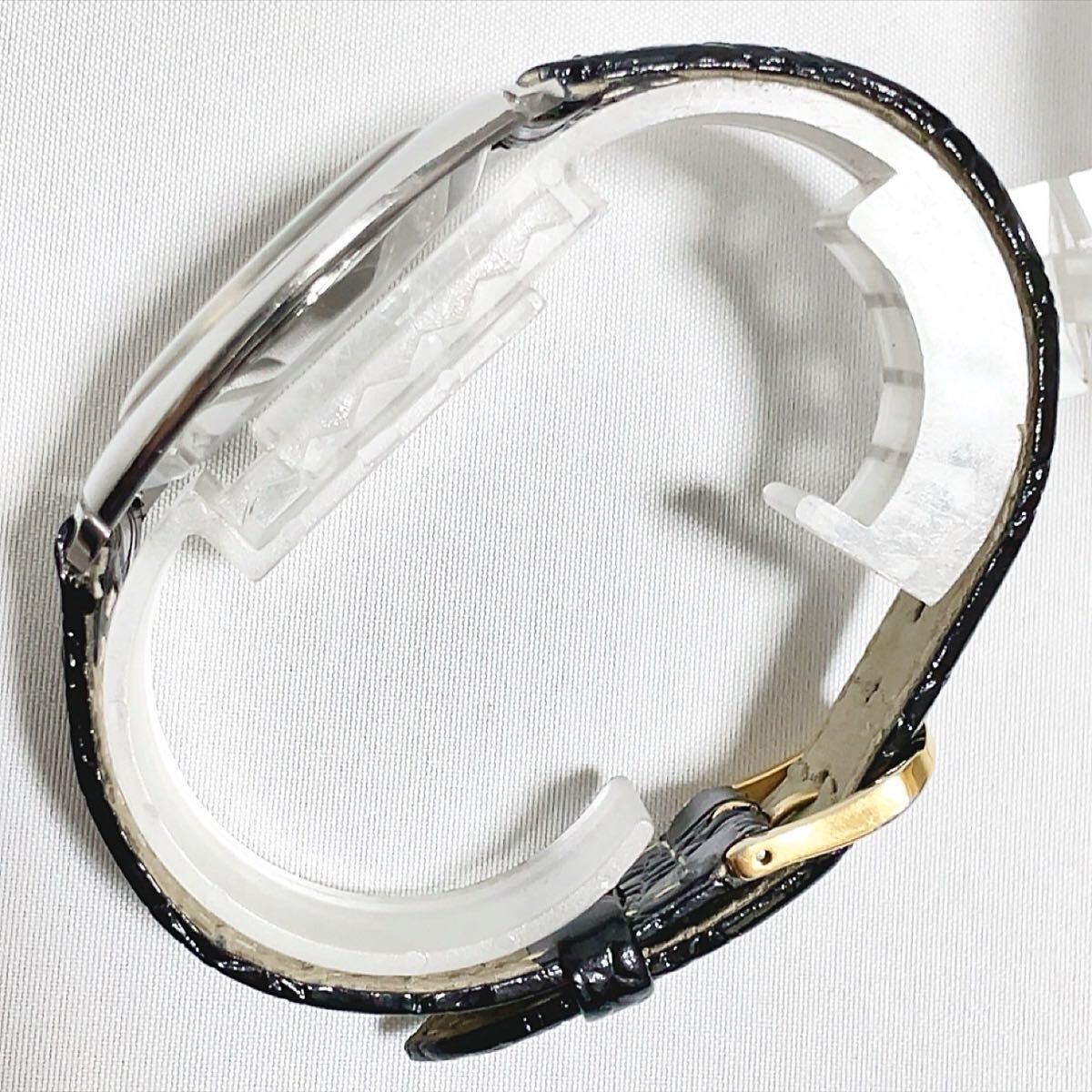 稼働品 UNIVERSAL GENEVE ユニバーサル ジュネーブ White Shadow 稼働品 UNIVERSAL GENEVE ユニバーサル ジュネーブ White Shadow