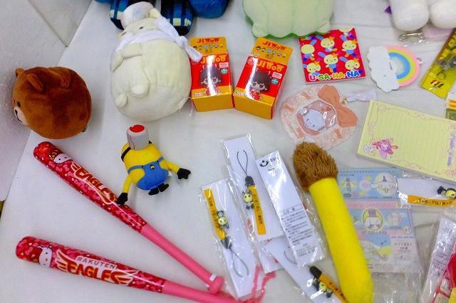 まとめ売り 中古品】 ホビー ポケモン マインクラフト ミニオン まとめ売り 中古品】 ホビー ポケモン マインクラフト ミニオン