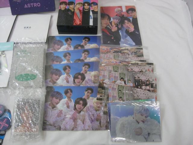 同梱可】中古品 韓流 Stray Kids ASTRO TXT ペンライト トレカ