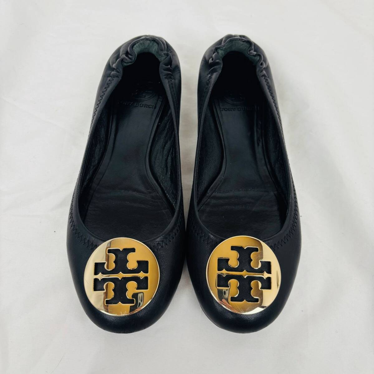 品格×快適な一歩 Tory Burch トリーバーチ フラットシューズ 品格×快適な一歩 Tory Burch トリーバーチ フラットシューズ