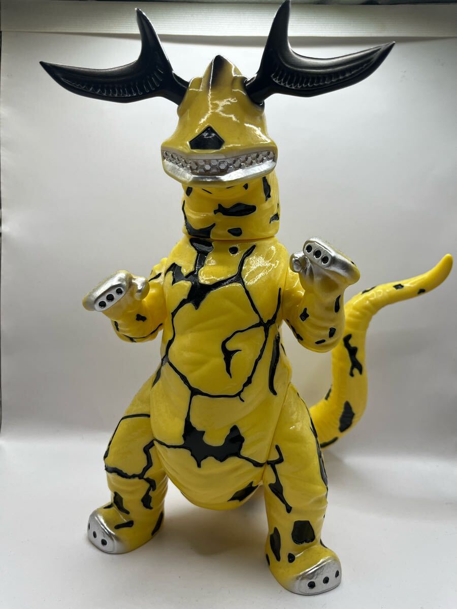 planet X プラネットエックス エレキング 幼体付き 墓場の画廊 planet X プラネットエックス エレキング 幼体付き 墓場の画廊