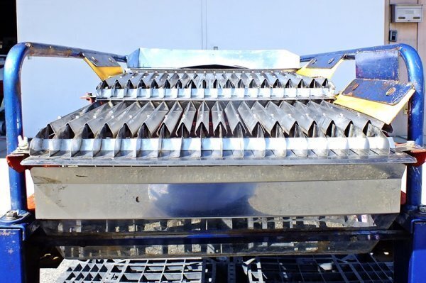 群馬】マツモト 枝豆選別機 GS-3 単相100V 小莢品種用 振動型 群馬】マツモト 枝豆選別機 GS-3 単相100V 小莢品種用 振動型