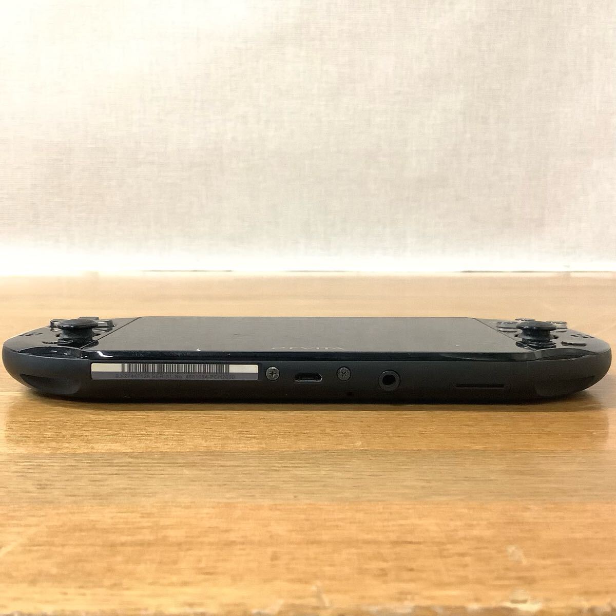 動作品】SONY ソニー PlayStation Vita プレイステーション 動作品】SONY ソニー PlayStation Vita プレイステーション
