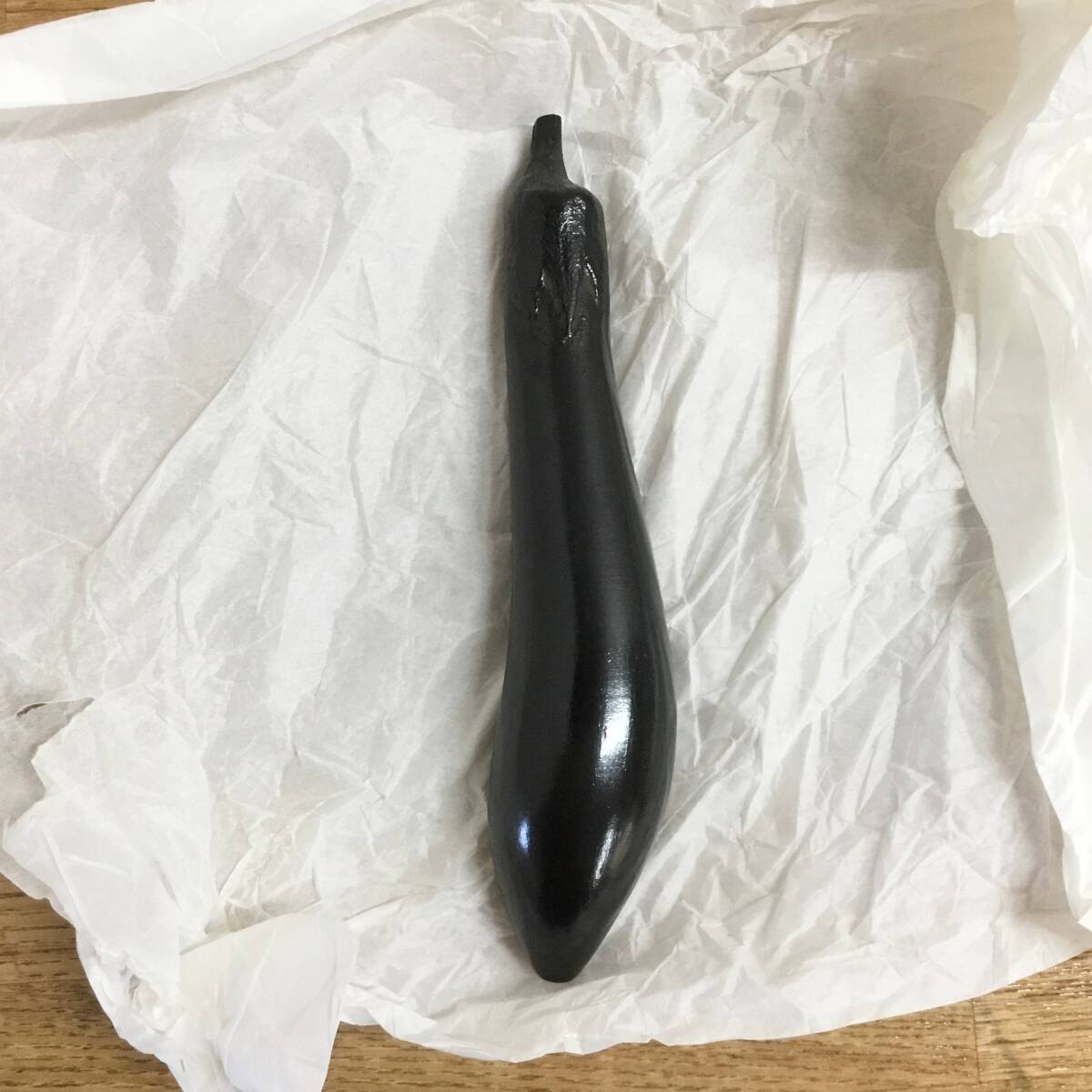 高橋敬典作 文鎮 茄子 長さ17cm 木箱入り 共箱 鋳物 鉄製品 人間