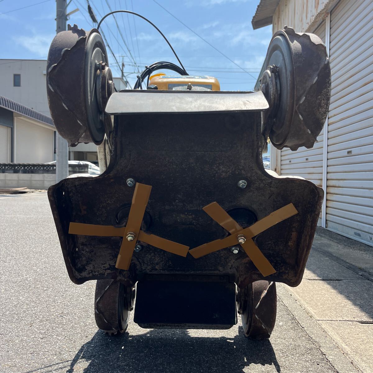 愛知県刈谷市発 草刈機 オーレック スパイダーモア SP850A 4WD 愛知県刈谷市発 草刈機 オーレック スパイダーモア SP850A 4WD