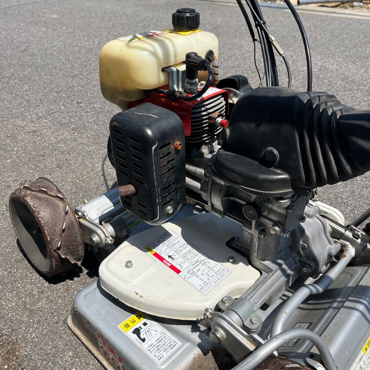 愛知県刈谷市発 草刈機 オーレック スパイダーモア SP850A 4WD 愛知県刈谷市発 草刈機 オーレック スパイダーモア SP850A 4WD