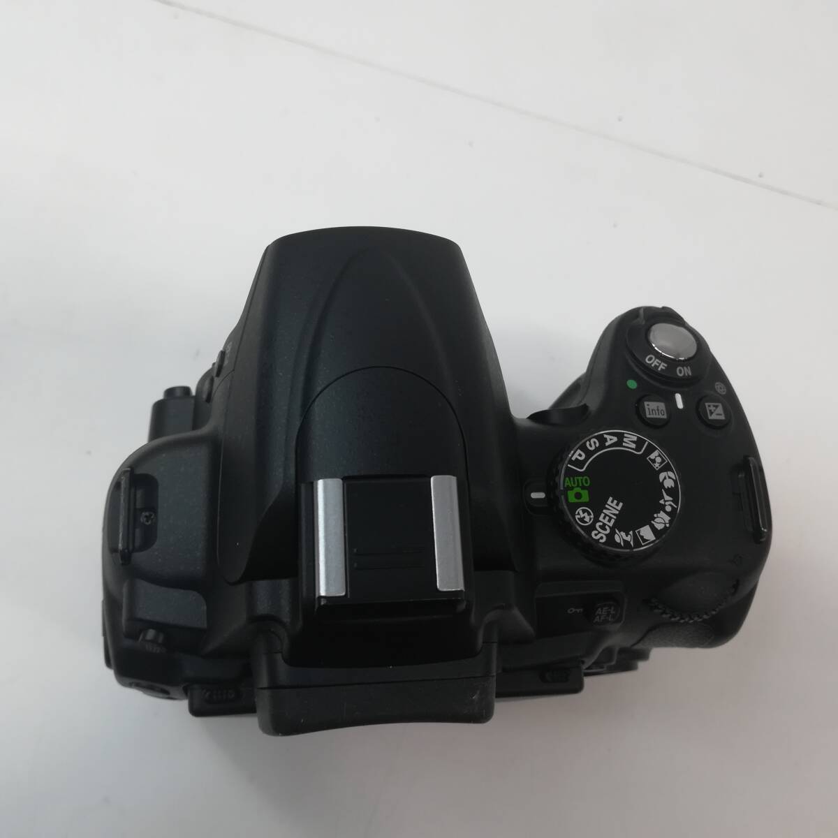 元箱付き】 ニコン Nikon D5000 ズームレンズキット 18-55mm F3 元箱付き】 ニコン Nikon D5000 ズームレンズキット 18-55mm F3