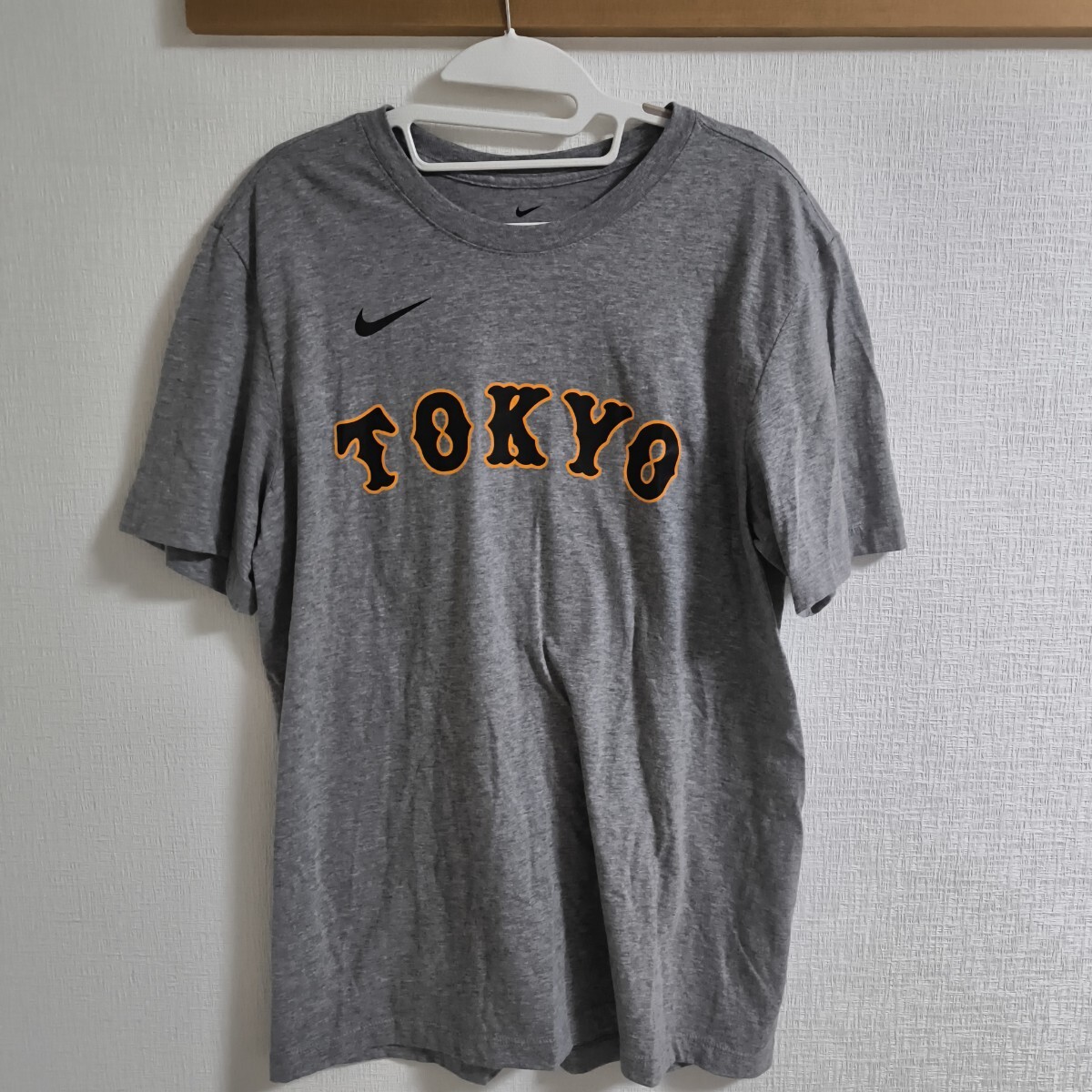 ナイキ 読売ジャイアンツ 秋広優人 背番号Tシャツ|Yahoo!フリマ ナイキ 読売ジャイアンツ 秋広優人 背番号Tシャツ|Yahoo!フリマ