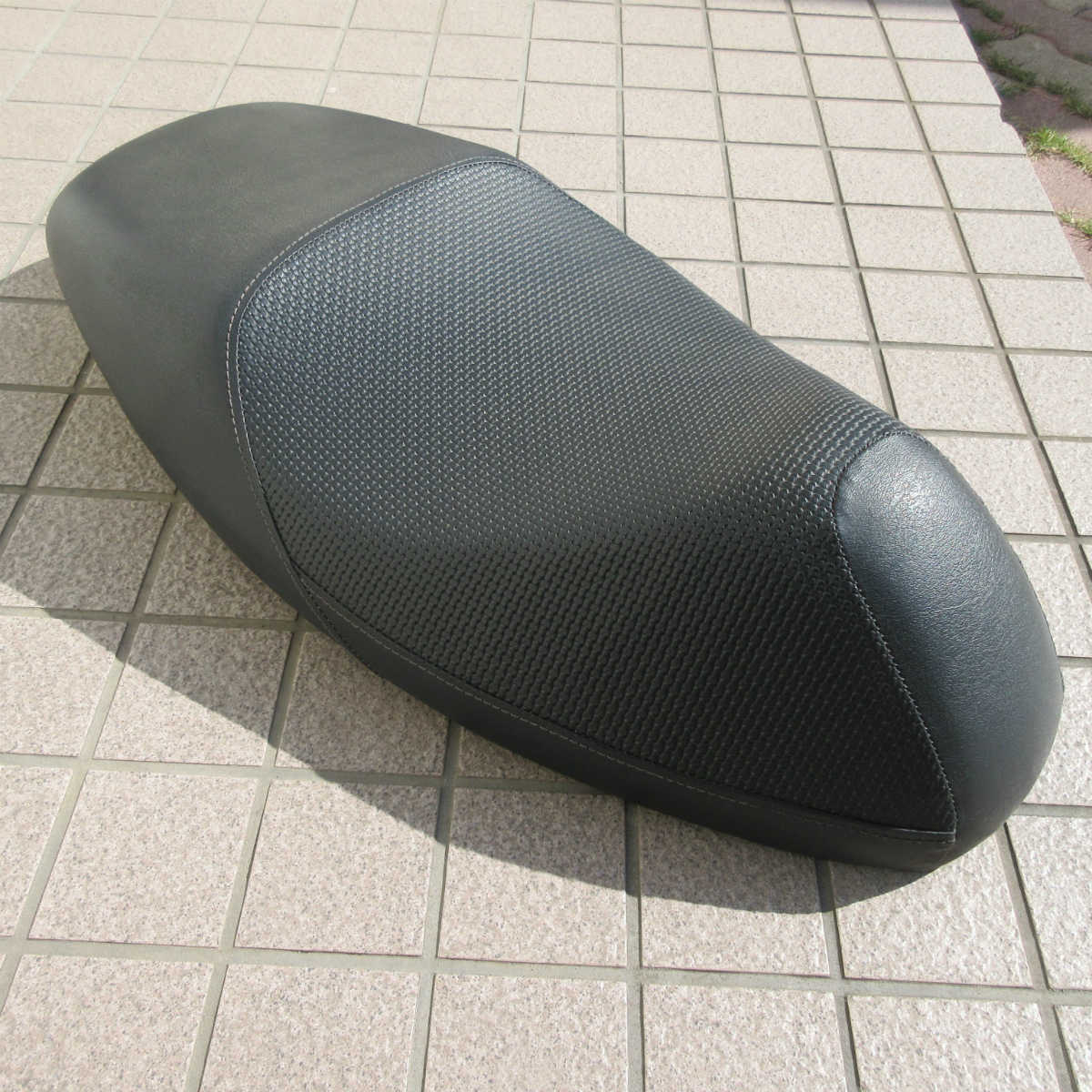 DCRローダウンシート シグナスX 2型 中古 SE44 SE46 DCR ローダウンシート シグナスX 2型 中古 SE44 SE46(社外品