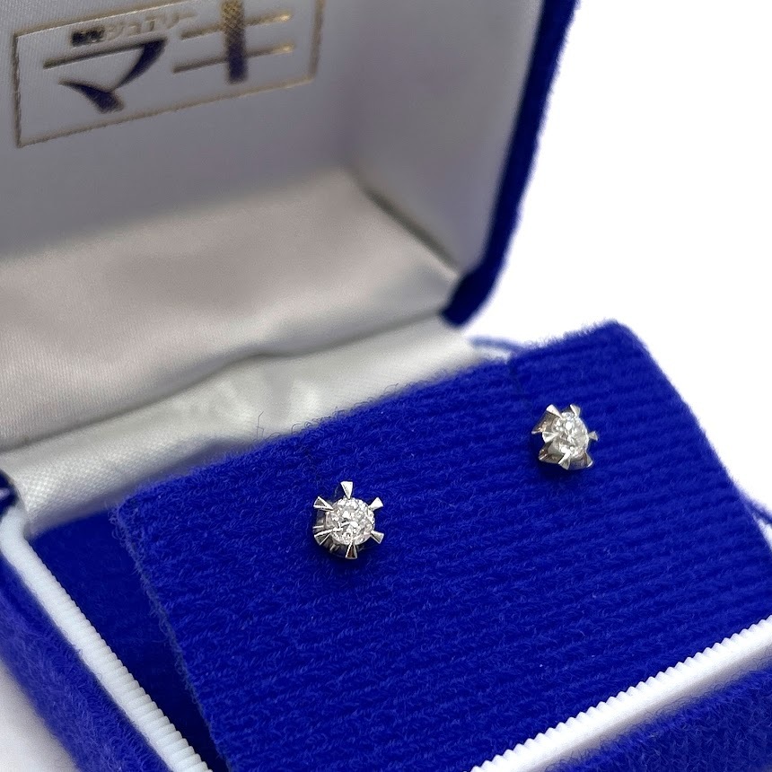 K-13】Pt 0.24 Pt850刻印 プラチナ ダイヤモンド ピアス K-13】Pt 0.24 Pt850刻印 プラチナ ダイヤモンド ピアス