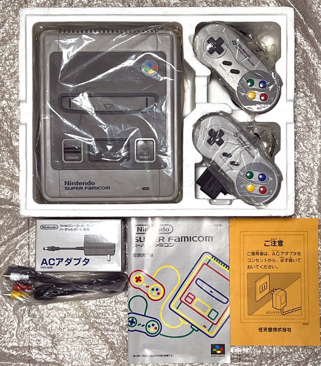 ほぼ未使用・本体極美品・箱説付属・動作確認済み〉SFC ほぼ未使用・本体極美品・箱説付属・動作確認済み〉SFC