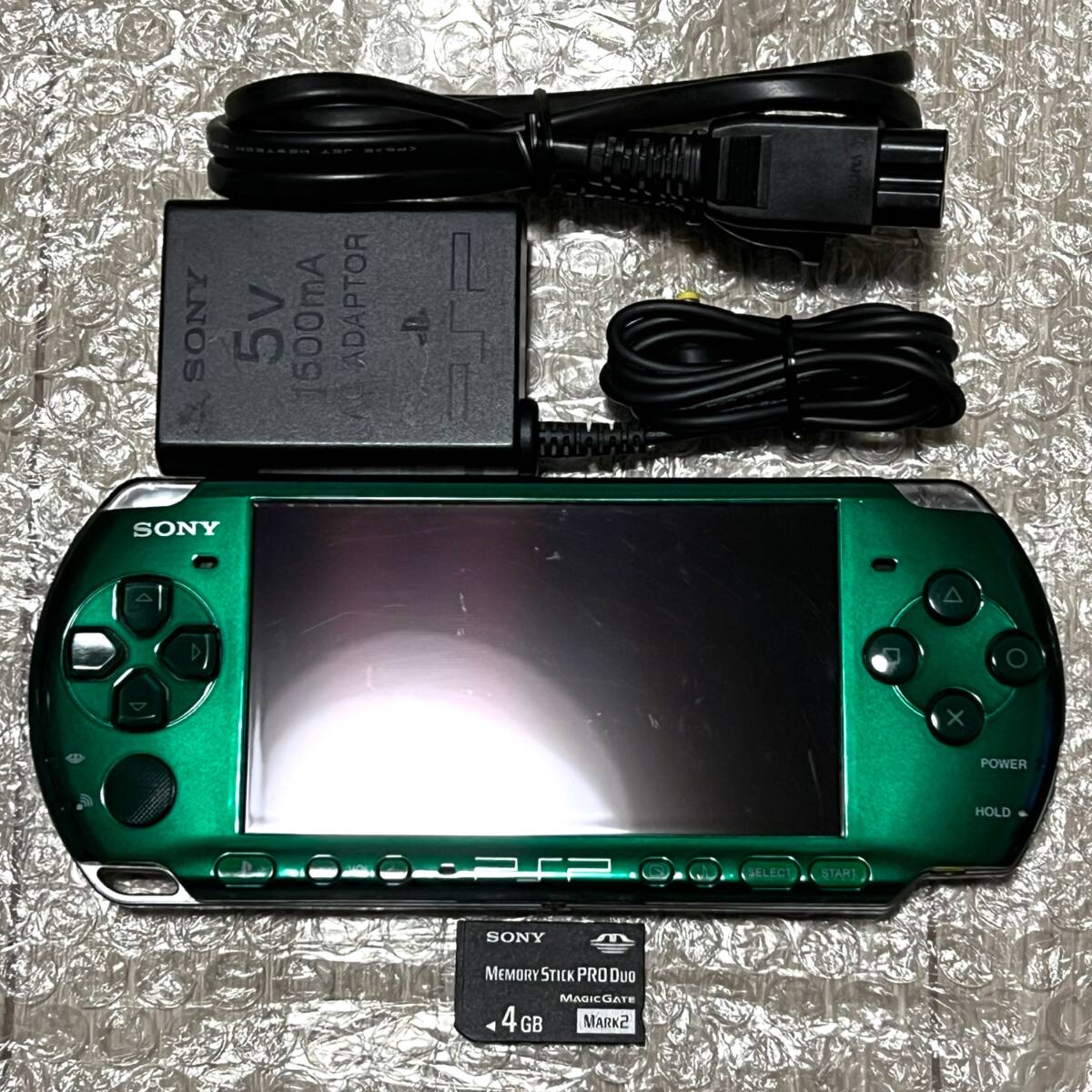 ダウンロードソフト有り・動作確認済み・最終型〉PSP-3000 本体 ダウンロードソフト有り・動作確認済み・最終型〉PSP-3000 本体