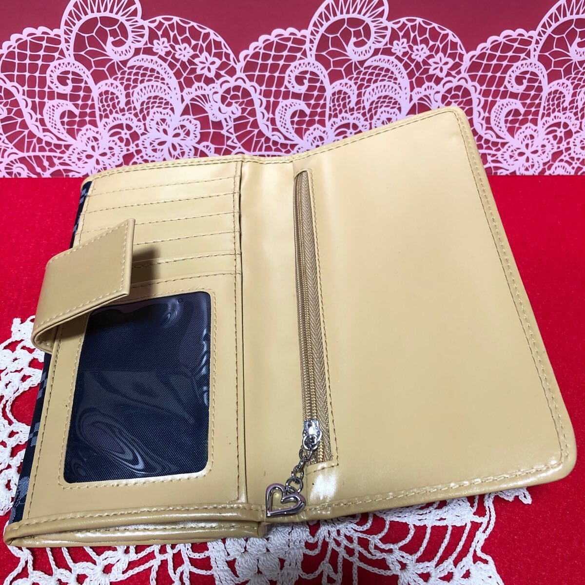 ミニーマウス　ミニーちゃん　ミニー　財(cái)布　長(zhǎng)財(cái)布　箱付き未使用品