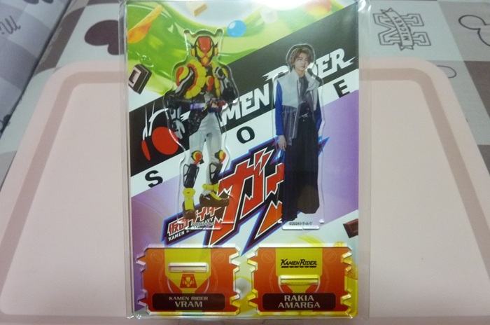 ☆仮面ライダーガヴ ツインアクリルスタンド☆仮面 ☆仮面ライダーガヴ ツインアクリルスタンド☆仮面