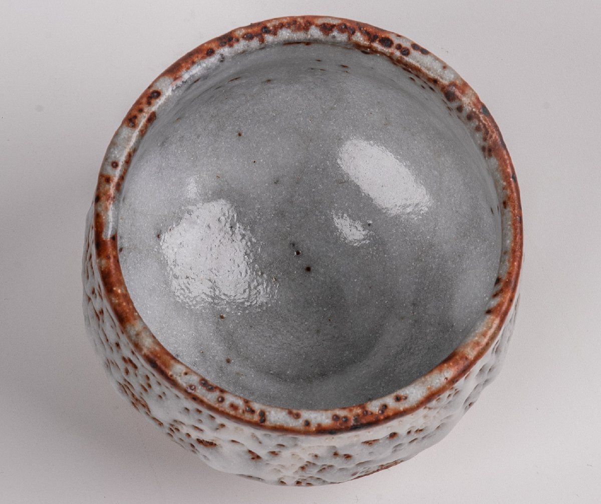 茶道具】 中島一耀 鼠志野茶碗 共箱 E1439 古美術 骨董 古玩 唐 茶道具】 中島一耀 鼠志野茶碗 共箱 E1439 古美術 骨董 古玩 唐