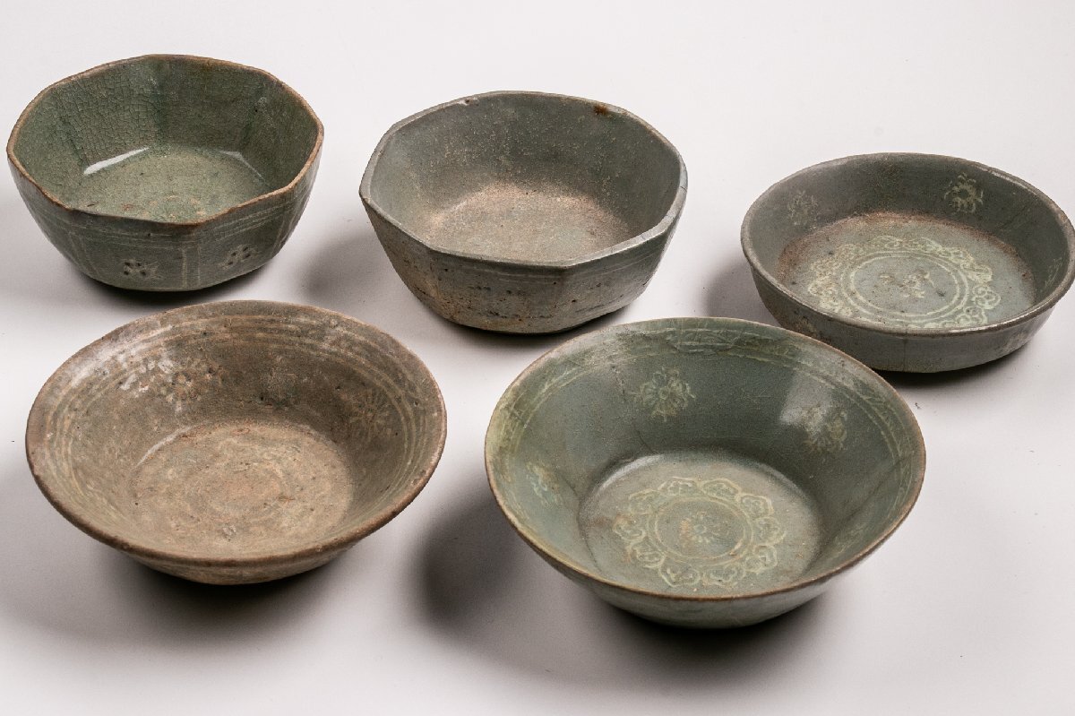 古美術】 高麗青磁 象嵌 古陶磁 5点 まとめて 六角皿 平向付 古美術】 高麗青磁 象嵌 古陶磁 5点 まとめて 六角皿 平向付