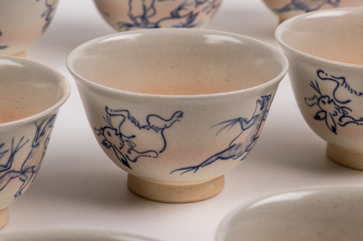 茶道具】 宮川香雲 鳥羽絵 汲出茶碗 10客 共箱 E1518 鳥獣戯画 茶道具】 宮川香雲 鳥羽絵 汲出茶碗 10客 共箱 E1518 鳥獣戯画