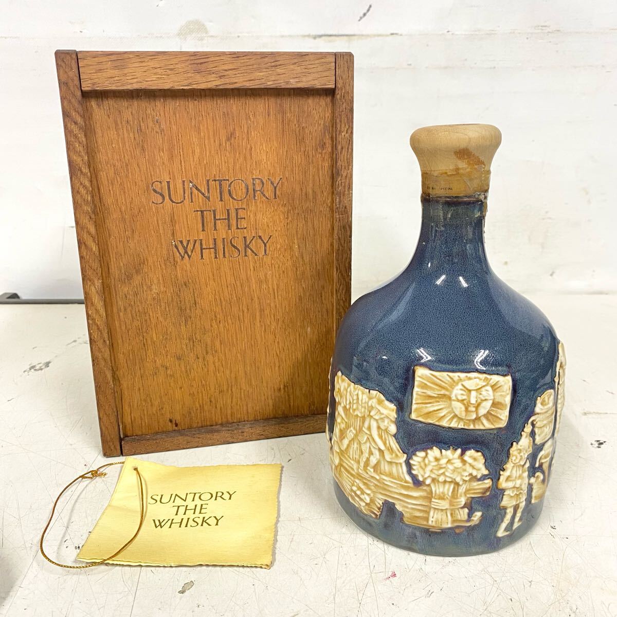 ♪ 希少 有田焼 SUNTORY THE WHISKY サントリー ザ ウイスキー ♪ 希少 有田焼 SUNTORY THE WHISKY サントリー ザ ウイスキー