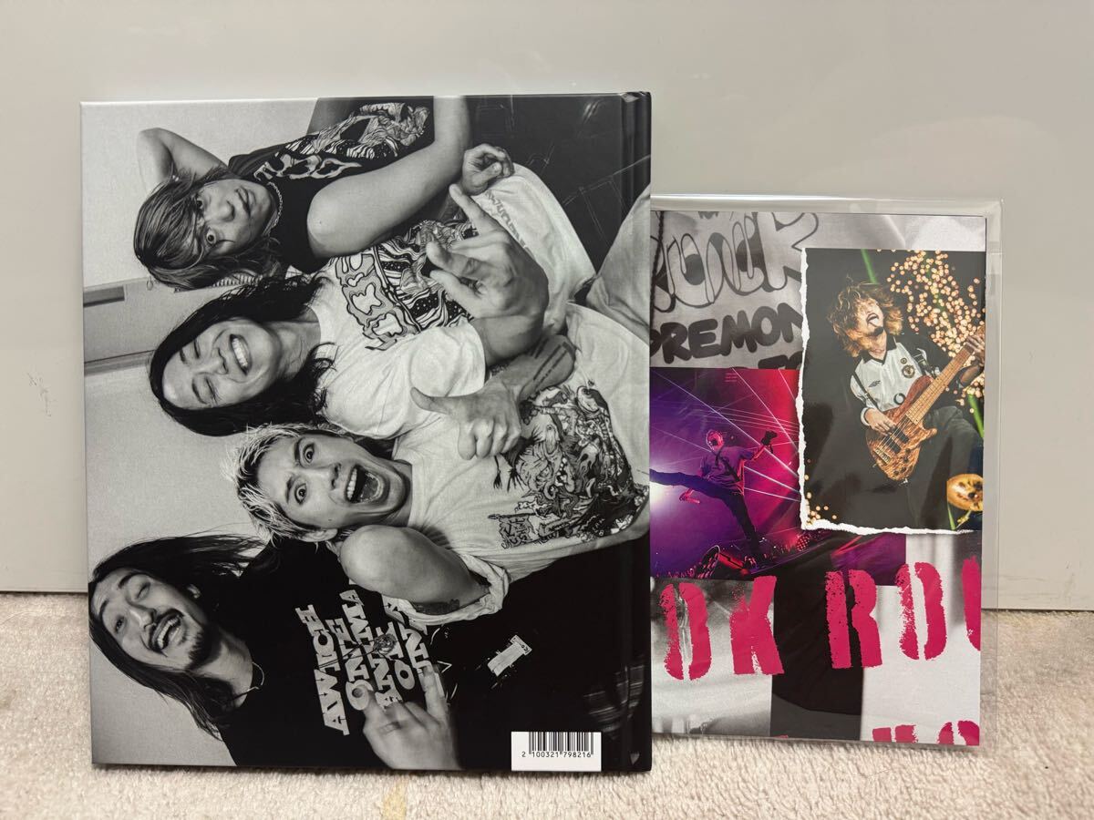 新品同様】ONE OK ROCK PRIMAL FOOTMARK #14 ポスター付 新品同様】ONE OK ROCK PRIMAL FOOTMARK #14 ポスター付