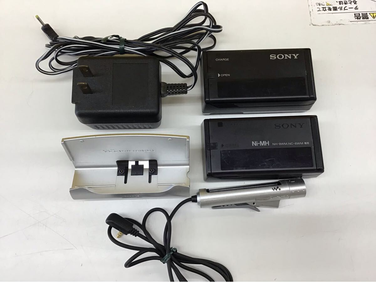 SONY ソニー WALKMAN MDウォークマン MZ-E810SP MZ-R909 2点 SONY ソニー WALKMAN MDウォークマン MZ-E810SP MZ-R909 2点