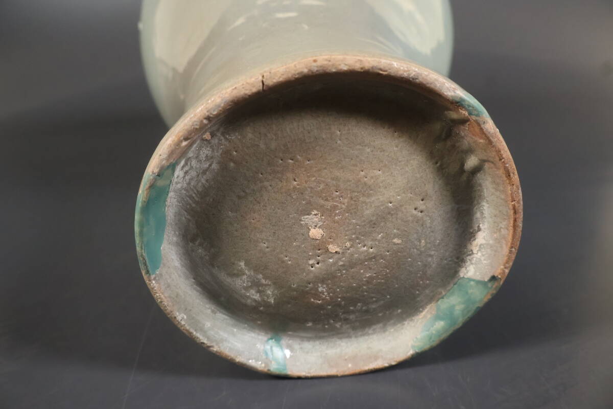 和】(A2445) 時代古作 高麗青磁白黒雲鶴象嵌壺 花瓶 李朝(高麗 和】(A2445) 時代古作 高麗青磁白黒雲鶴象嵌壺 花瓶 李朝(高麗