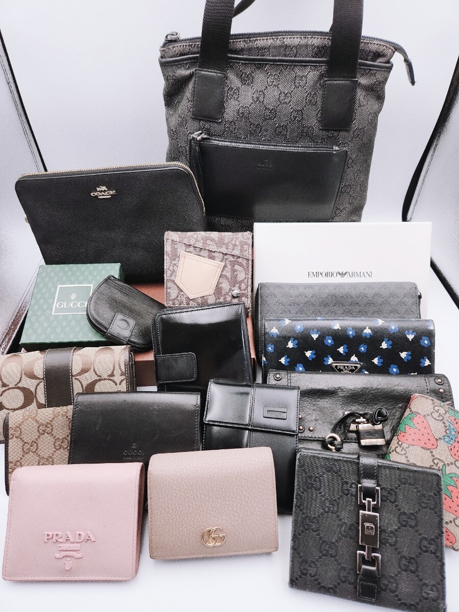 美品【豪華70点越】PRADA GUCCI COACH 財布、バッグまとめ売り 美品【豪華70点越】PRADA GUCCI COACH 財布、バッグまとめ売り