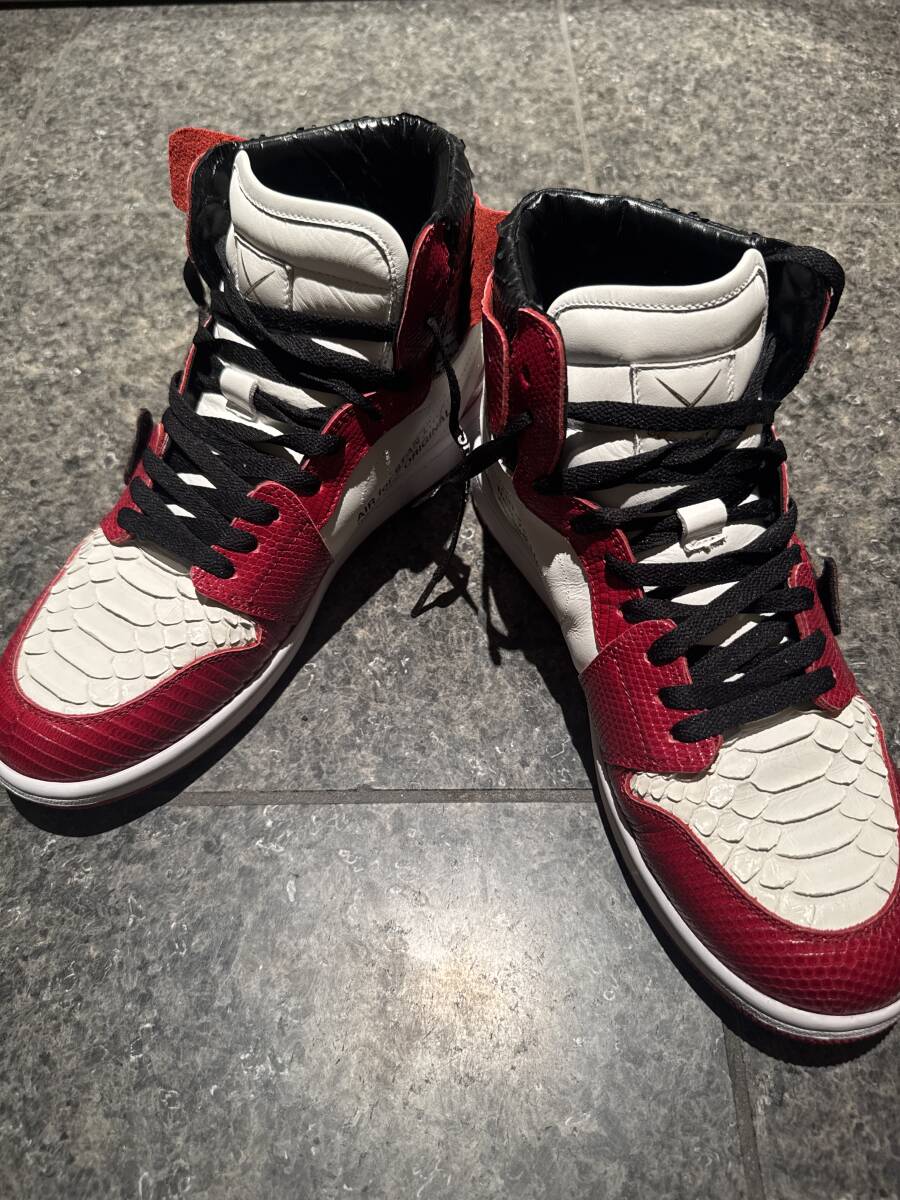 NIKE AIR JORDAN 1 Off White エアジョーダン スニーカー 激レア NIKE AIR JORDAN 1 Off White エアジョーダン スニーカー 激レア