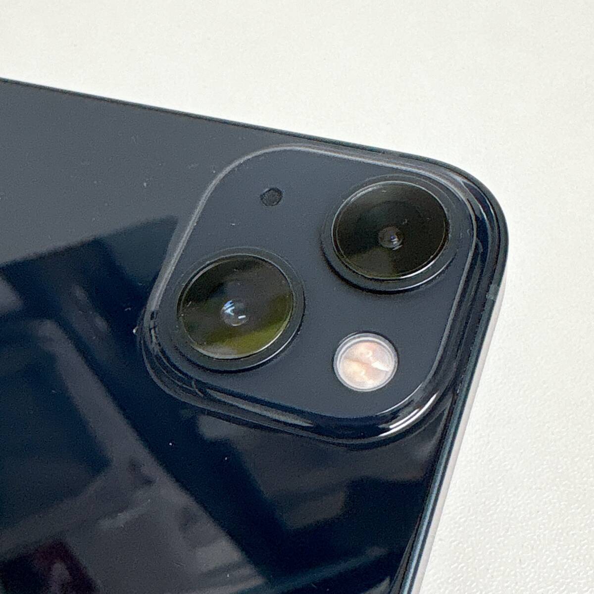 中古 動作確認済み iPhone13 256GB ネットワーク〇 SIMフリー 中古 動作確認済み iPhone13 256GB ネットワーク〇 SIMフリー