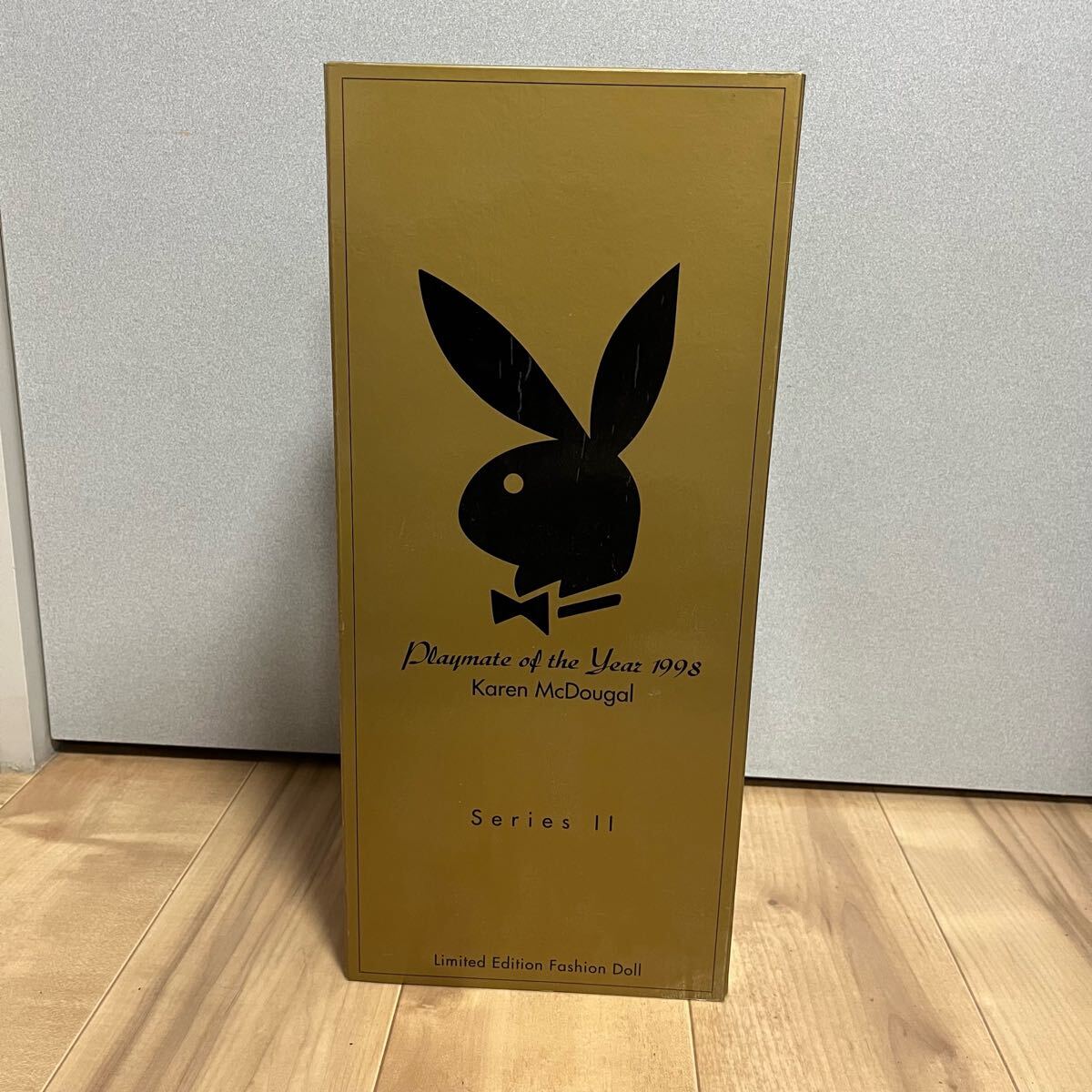 【未使用】PLAY BOY カレン・マクドゥーガル フィギュア プレイメイト ドール 人形_画像2