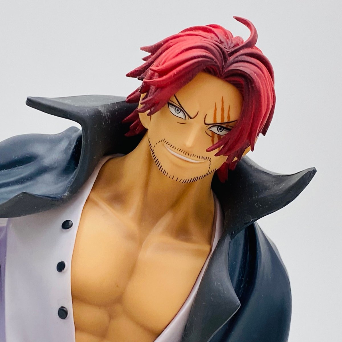 中古品 一番くじ ワンピース 新四皇 A賞 四皇 シャンクス 中古品 一番くじ ワンピース 新四皇 A賞 四皇 シャンクス
