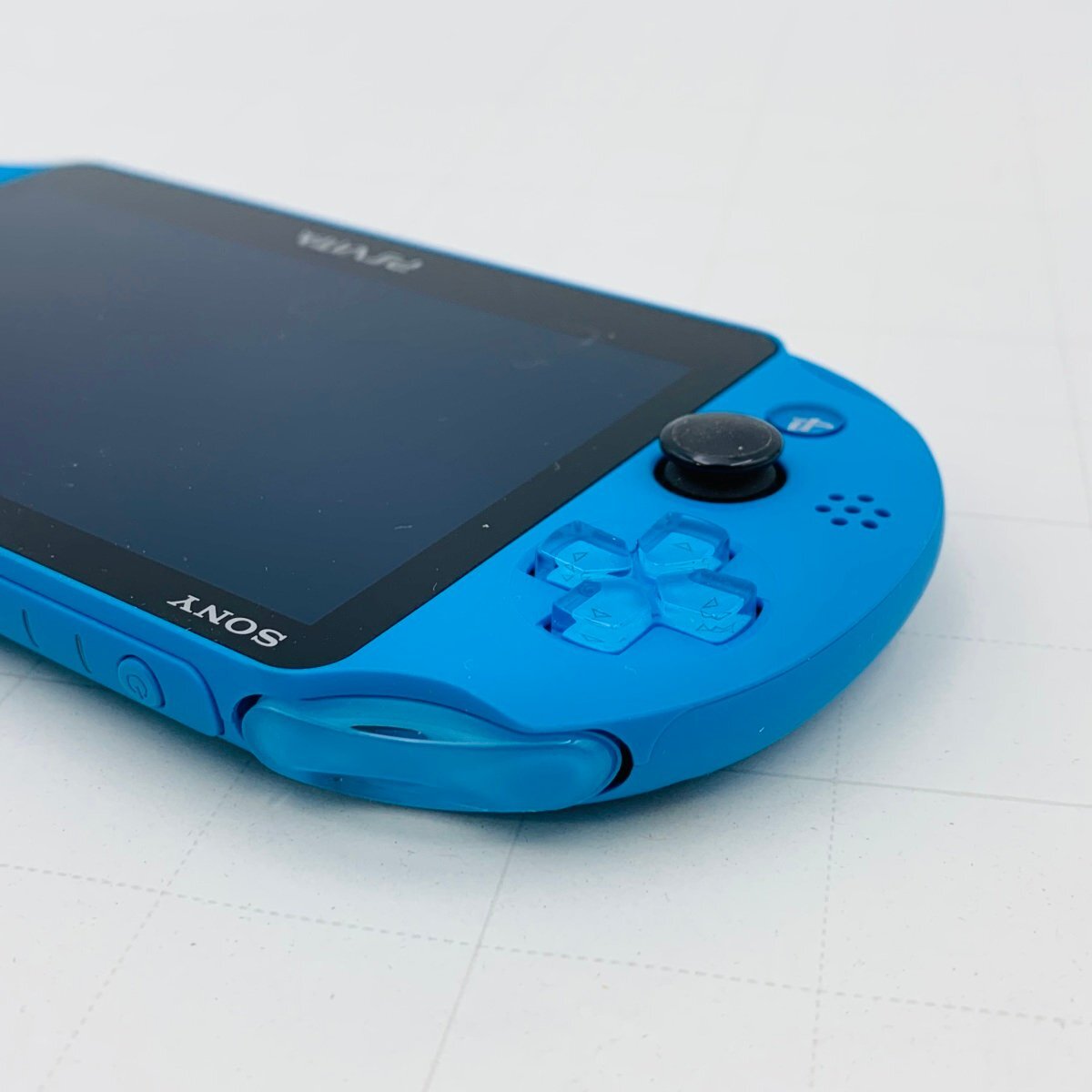 中古 PS vita PCH-2000 アクアブルー(PS Vita本体)|売買された 中古 PS vita PCH-2000 アクアブルー(PS Vita本体)|売買された