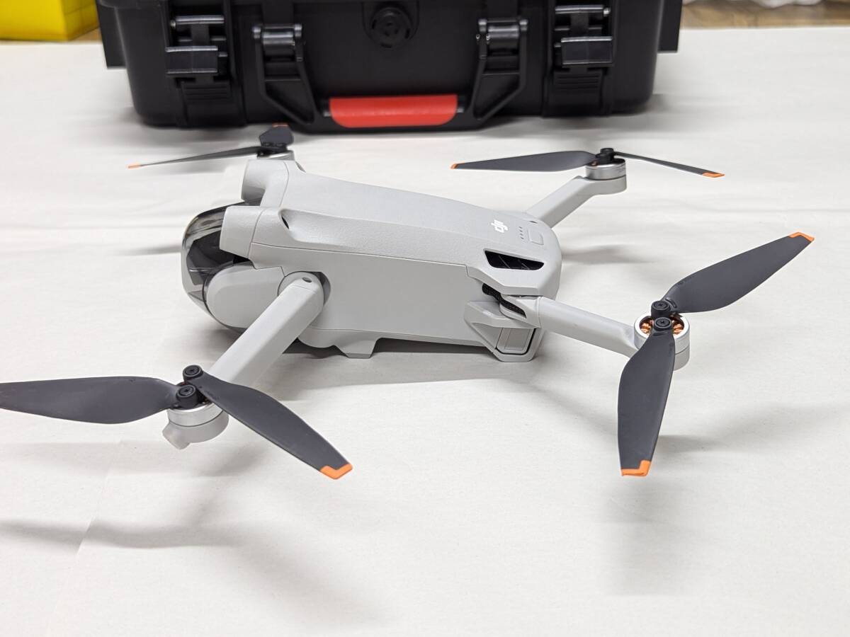 DJI Mini 3 Pro RC送信機付属 バッテリー3個ほかオプション多数 DJI Mini 3 Pro RC送信機付属 バッテリー3個ほかオプション多数